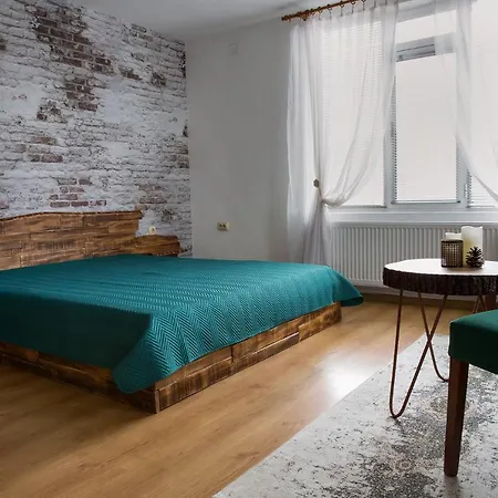 Ferienhaus къща слави